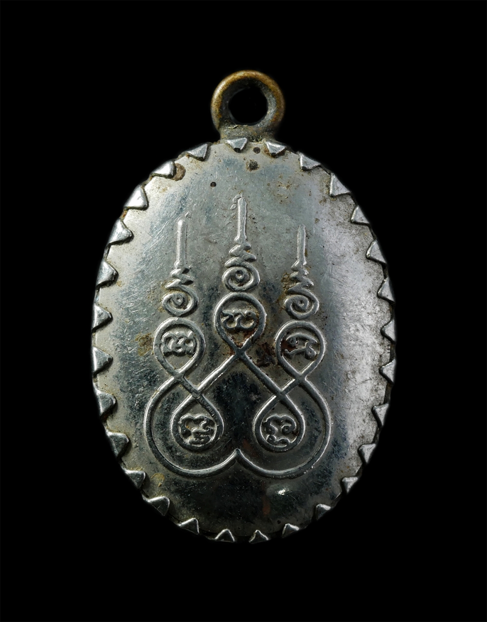 6May25 (122)p.jpg - ล็อกเก็ตหลวงปู่เหลี่ยม ปริปุณโณ(พระครูโกศล อาวาสกิจ) วัดบ้านโนนสูง ต.กระแชงใหญ่ อ.กันทรลักษ์ จ.ศรีสะเกษ ล็อกเก็ตเก่าสวย สร้างน้อยหายาก น่าเก็บสะสมบูชา | https://kamulet.in.th